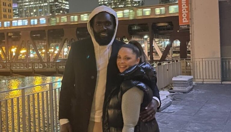 De'Vondre Campbell With His Wife Nicole