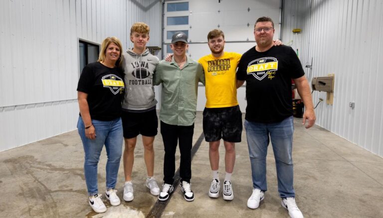 Eagles' cornerback Cooper DeJean with his parents Jason and Katie and two siblings