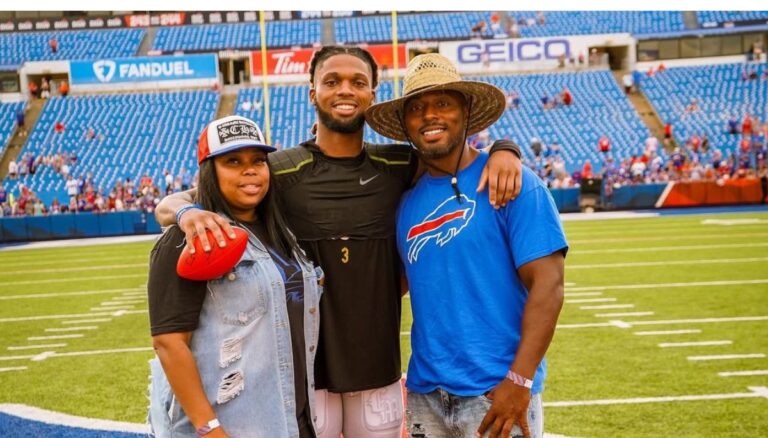 Damar Hamlin with his parents Mario and Nina Hamlin