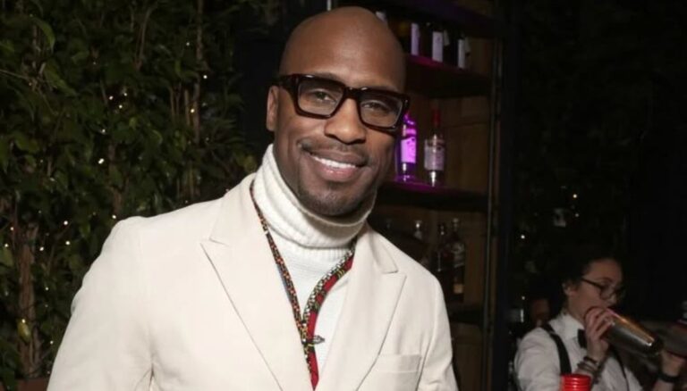 Former NFL Tight End And 49ers Star Vernon Davis Has No Wife And Has Yet To Exchange His Marriage Vows Despite Being Close To Getting Married Twice