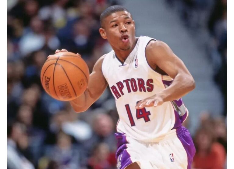From $250,000 Rookie Salary to $2.8 Million With the Warriors, Former Charlotte Hornets PG Muggsy Bogues Built His $14 Million Net Worth