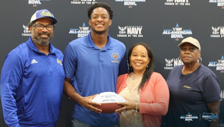 Michael Terry III Pictured With His Parents At The 2025 Navy All-American Bowl In November 2024