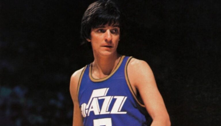 Pistol Pete Cause of Death Was Ruled Out To Be A Heart Defect And Later It Was Found That The Player Didn't Have Left Artery In His Heart