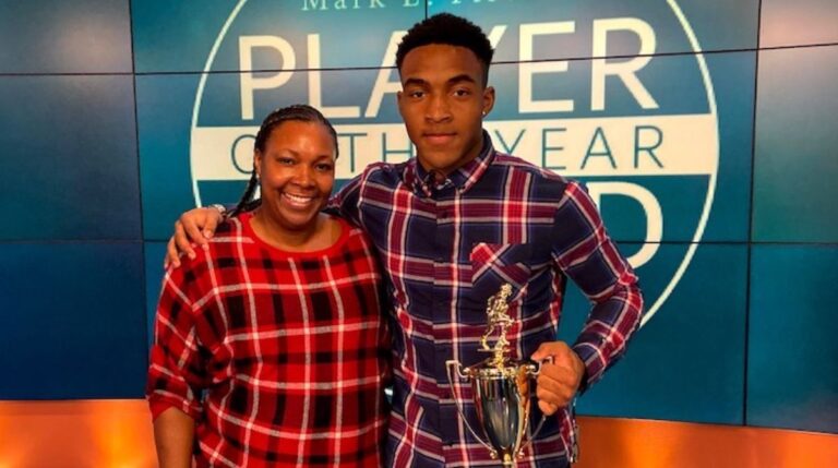 TreVeyon Henderson with his mother Lakeesha