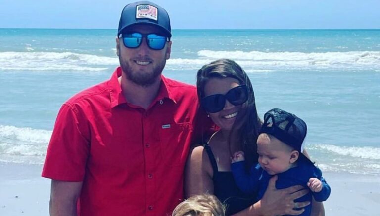 Austin Hill With His Wife And Kids