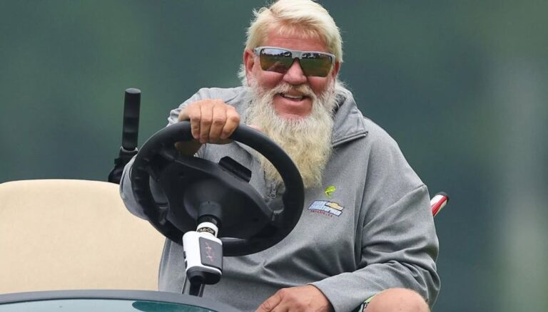 What Happened to John Daly, The American Golfer John Daly Recently Shared Pictures Of Him From Hospital Bed After Undergoing An Emergency Hand Surgery