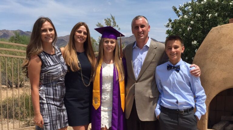 Bobby Hurley Wife