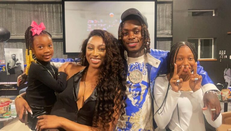 Xavier Worthy has two younger sisters Ree and Onie