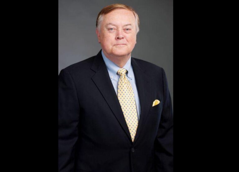 Late Mike Patrick’s Million-Dollar Net Worth From Legacy As ESPN’s Iconic Sportscaster With A 36-Year Career Calling NFL And College Football Classics