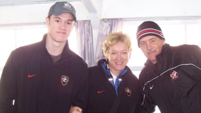 Jonathan Toews took a break from his NHL career in 2023 following his illness