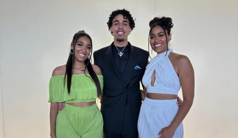 Julian Strawther Siblings