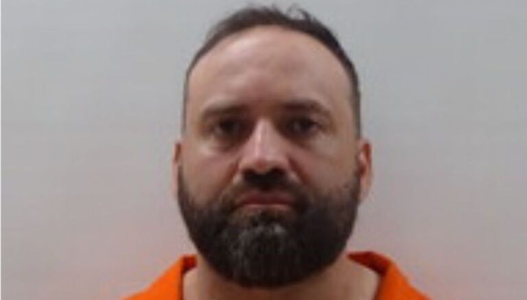 Julio Ricardo Trujillo wife