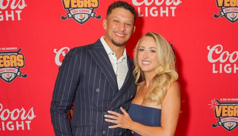 Patrick Mahomes With His Wife Brittany Mahomes