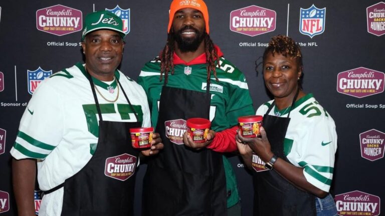 C.J. Mosley credits his parents, Clinton and Tracy for being his biggest supporter