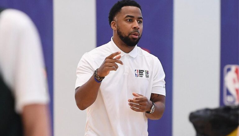 Johnnie Bryant May Be Knicks Next Head Coach