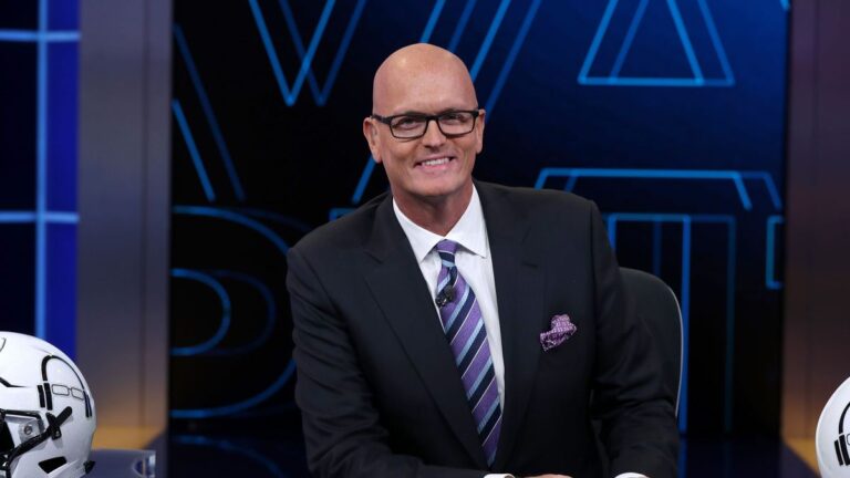 Scott Van Pelt wife