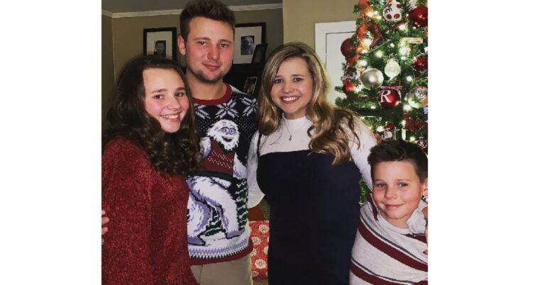 Cal Raleigh Siblings