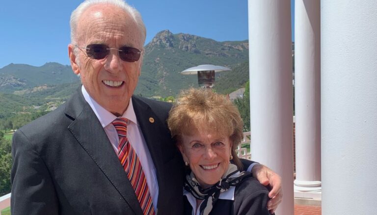 John MacArthur Wife