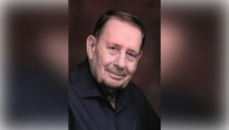 Roger Whitaker Death