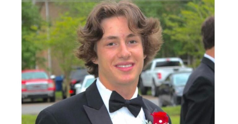 Davis Collin Gray Death