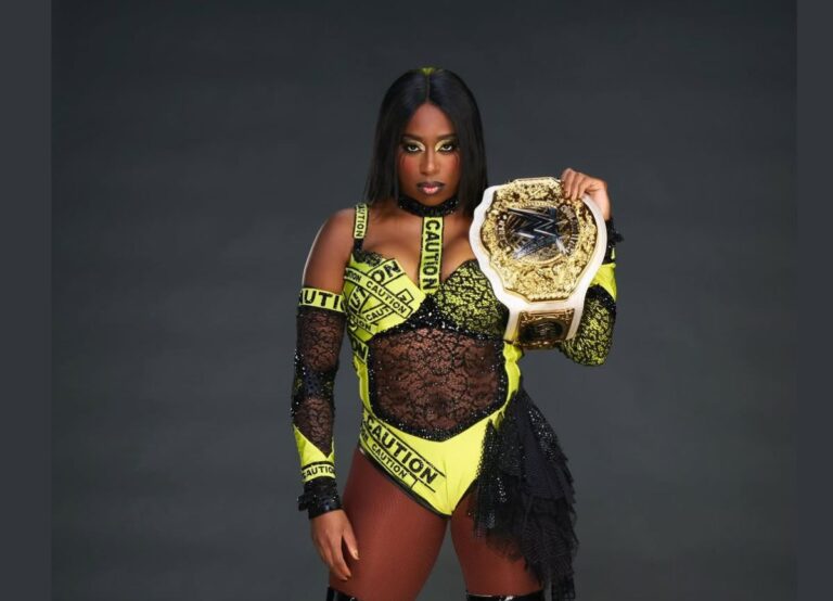 Is naomi pregnant wwe