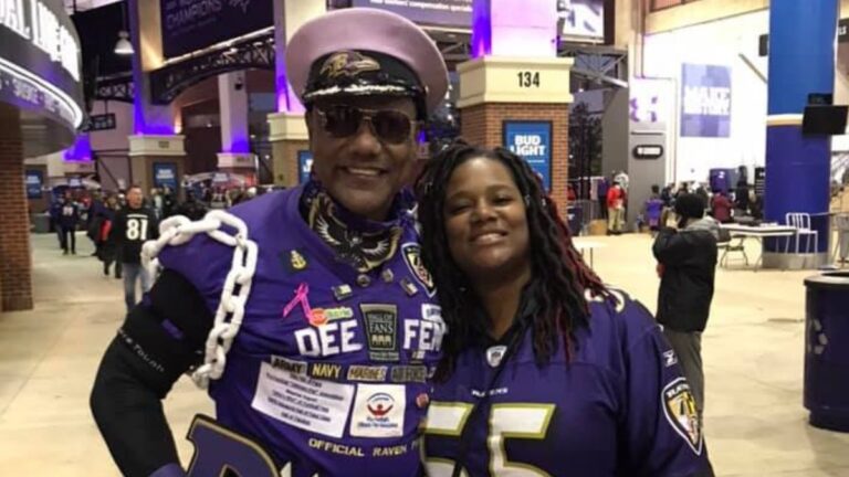 Wes Henson daughter, Chandra and Donella