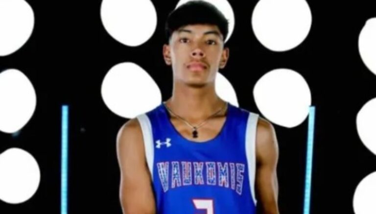 Former Waukomis HS Basketball Star, Daniel Richards, 19, Dies In Accident, Leaving Behind Parents Brandee and Doug