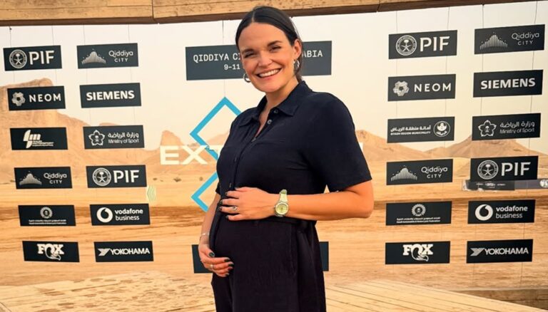 Laura Winter Pregnant