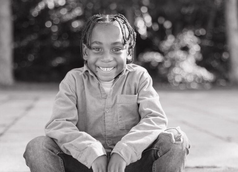 Tragedy in Buffalo, NY: Young Football Player Daniel Thompson III Dies After Pneumonia Battle, Leaving Loved Ones Shattered