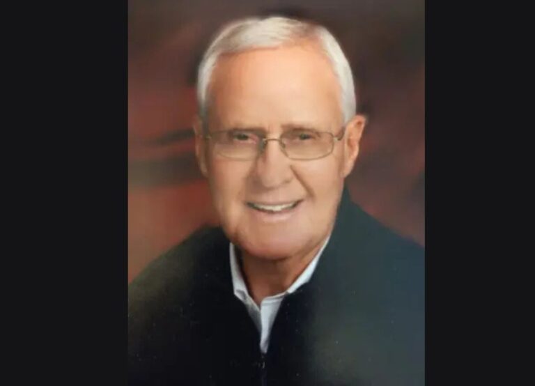 Bardwell Mourns Beloved Coach, Educator, Banker, and Family Man Ernest Lee Williams, Who Passed Away Leaving Behind His Wife of 64 Years and a Lasting Legacy of Faith and Service.