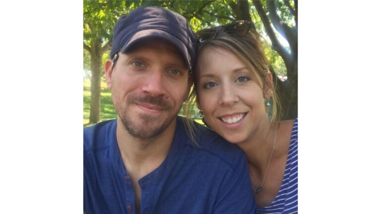 Lindsey Schmidt husband