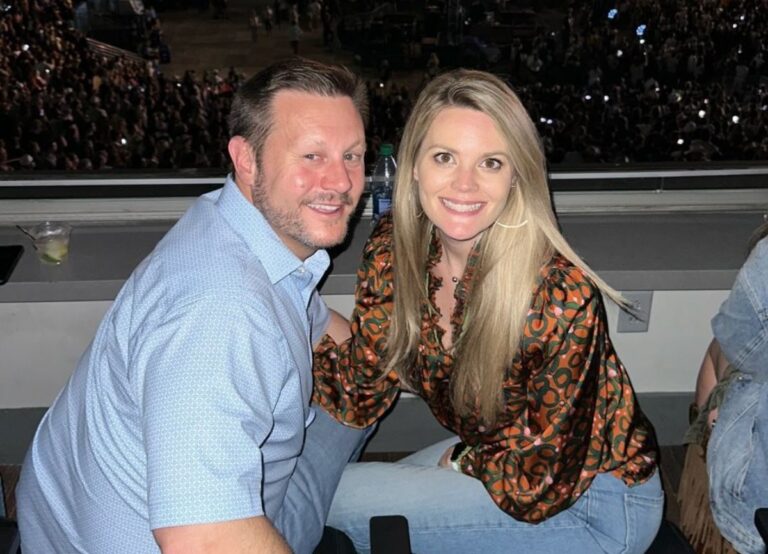 Ryan Silverfield’s Rise to Arkansas Head Coach and the Inspiring Family Life He Shares with Wife Katie VanLandingham and Their Twin Daughters Adeline and Cecilia