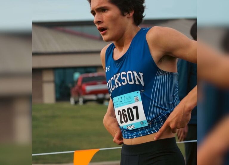 Dickson High School Cross Country and Basketball Star Greg Lowry Tragically Killed in Fiery Single-Vehicle Crash Near Ardmore, Leaving the Comets Community in Mourning